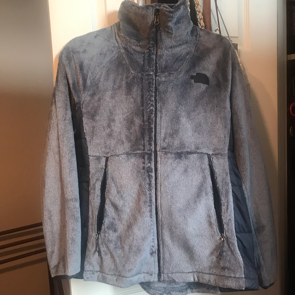 North Face Women’s Fleece - Picture 2 of 5